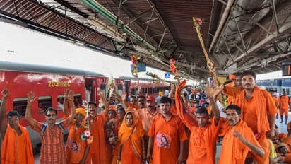 Delhi Police ordered to relocate blacksmiths from Kanwar yatra routes as they 'eat non-veg'