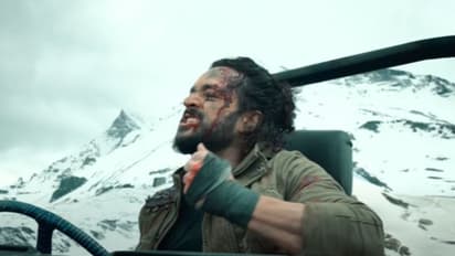 Akhil Akkineni: నాకు మెంటల్ ఎక్కింది.. ఫ్యాన్స్ ముందు గుండెలు బాదుకున్న అఖిల్ 