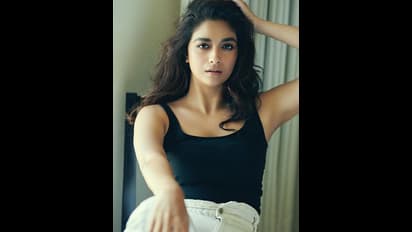 கே.ஜி.எஃப் டீமிற்காக சுதா கொங்கரா இயக்க உள்ள பிரம்மாண்ட படத்தில் இணையும் கீர்த்தி சுரேஷ்..!