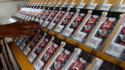 പുതിയ കാരുണ്യയുടെ ആദ്യ ഭാ​ഗ്യവാൻ ആര് ? ഒന്നാം സമ്മാനം ഒരു കോടി, അറിയാം ഫലം