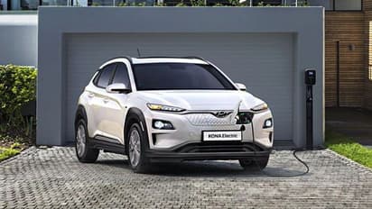 Hyundai की इन गाड़ियों पर मिल रही भारी छूट, इस महीने होगी ₹50,000 तक की बंपर बचत, जाने ऑफर