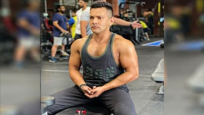 42 दिनों में सिर्फ इस चीज को खाकर आदित्य नारायण ने कम किए 6 किलो वजन, आप भी डाइट में कर सकते हैं शामिल