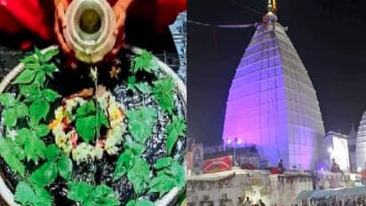 सावन सोमवार: देवघर में लगी 12 किमी लंबी लाइन, जानें बाबा बैद्यनाथ को क्यों चढ़ाया जाता है कांचा जल