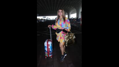 সারা রাত ঘুমোতে দেয়নি, আমার জীবন নষ্ট করে দিয়েছে নরেন্দ্র মোদী, রাখির বিস্ফোরক বয়ানে তোলপাড় গোটা দেশ