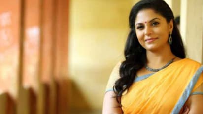 പ്രതിമാസം 80 രൂപ മാത്രം ഫീസ്, നൃത്തം പഠിപ്പിക്കാൻ മൊബൈല് ആപ്പുമായി ആശാ ശരത്ത്