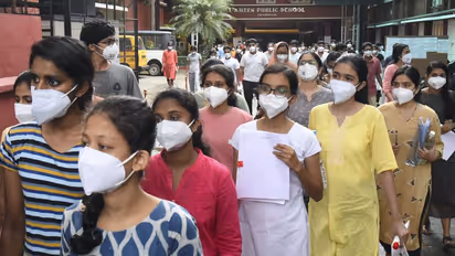 20 ಲಕ್ಷ ಕೊಟ್ರೆ ನೀಟ್‌ ಪಾಸ್‌ ಮಾಡಿಸುವ ದಂಧೆ!