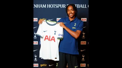 Tottenham Hotspur secures Djed Spence signing from Middlesbrough