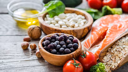  Low Blood Pressure : കുറഞ്ഞ രക്തസമ്മർദ്ദം വർദ്ധിപ്പിക്കാൻ സഹായിക്കുന്ന 10 സൂപ്പർഫുഡുകൾ