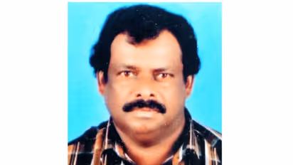 നാട്ടിലേക്കുള്ള യാത്രക്കിടെ കുഴഞ്ഞു വീണ് മരിച്ച മലയാളിയുടെ മൃതദേഹം നാട്ടിലെത്തിച്ചു