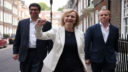 कौन हैं लिज ट्रस, यूके पीएम पद की रेस में रिषि सुनक को दे रहीं चुनौती, 10 फोटो में जानिए उनकी जरूरी डिटेल 