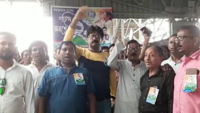 ‘বাংলার নেত্রী জিন্দাবাদ’, স্লোগানে স্লোগানে মুখর বাংলার সব স্টেশন চত্বর