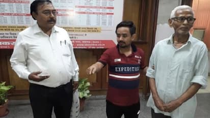 'साहब! क्या पापा मर जाएंगे, तब होगी रजिस्ट्री' भावुक बेटे ने अधिकारियों के सामने सुनाई बाबुओं की कारस्तानी