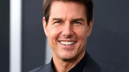 Mission Impossible star Tom Cruise SHOCKS journalist by speaking in Hindi (VIRAL VIDEO)