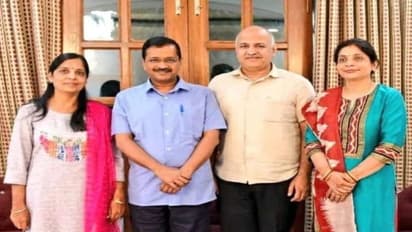 अरविंद केजरीवाल ने कहा- मनीष सिसोदिया की गिरफ्तारी जल्द होगी, 10 फोटो में जानते हैं क्यों ऐसी नौबत आई 