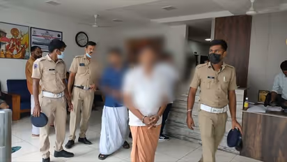 കുന്നംകുളത്തെ യുവതി നേരിട്ടത് ഒരു വർഷം നീണ്ട കൊടിയ പീഡനം, എല്ലാം ബന്ധുവുമായി അടുപ്പമുണ്ടെന്ന പേരിൽ