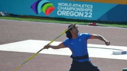 Neeraj Chopra : നീരജ് ചോപ്രയ്ക്ക് വെള്ളി; ലോക അത്ലറ്റിക്സ് ചാമ്പ്യന്ഷിപ്പിലും ഇന്ത്യന് ചരിത്രം
