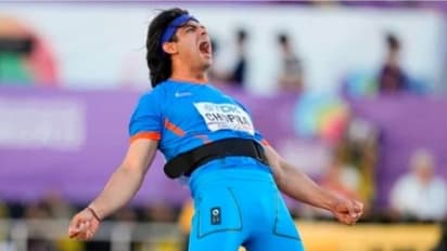 भाला फेंकने के साथ ही नीरज को पता चल गया यह कितनी दूर जाएगा, वीडियो में देखिए दहाड़ कर कैसा दिया था रिएक्शन