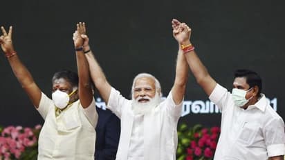 அதிமுக உட்கட்சி விவகாரங்களில் மூன்றாம் நபர் தலையிடுவதா..? யாரையும் அனுமதிக்க மாட்டோம்.. சீறிய ஜெயக்குமார்