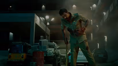  Laththi teaser : പൊലീസുകാരനായി വിശാല്‍, 'ലാത്തി'യുടെ ടീസര്‍ പുറത്തുവിട്ടു