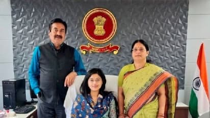 ಇಂಗ್ಲೀಷ್‌ ಜ್ಞಾನದ ಬಗ್ಗೆ ಟೀಕೆಗೊಳಗಾಗುತ್ತಿದ್ದ ಯುವತಿ ಈಗ ಐಎಎಸ್‌ ಅಧಿಕಾರಿ..!