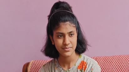 बेटी ने 10वीं में हासिल किए 500 में से 500 नंबर, फिर भी चिंता में पड़ीं मां, सीएम को करनी पड़ी बात, जानिए वजह