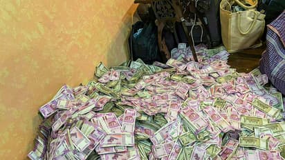 ಗುಜರಾತ್‌ ವ್ಯಾಪಾರಿಗಳ ಮೇಲೆ ಐಟಿ ರೇಡ್‌: 1000 ಕೋಟಿಗೂ ಅಧಿಕ ಕಪ್ಪು ಹಣ ಪತ್ತೆ..!