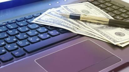 Extra Income: हर महीने सिर्फ 500 रुपए खर्च करके महिला घर बैठे कमाती है 70 हजार, जानिए क्या है ट्रिक