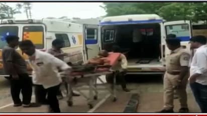 Hooch Tragedy: വിഷമദ്യ ദുരന്തമുണ്ടാകുമെന്ന റിപ്പോർട്ട് അവഗണിച്ചു, വ്യാജമദ്യ മാഫിയയ്ക്ക് ഒത്താശ ചെയ്തത് പൊലീസ്