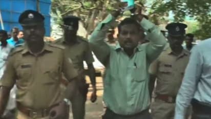 രൂപേഷിനെതിരായ കേസുകളിൽ യുഎപിഎ പുനഃസ്ഥാപിക്കണമെന്ന് സർക്കാർ, സുപ്രീംകോടതിയെ സമീപിച്ചു