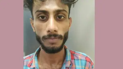 17 കാരിയുമായി നാടുവിടാൻ ശ്രമം, കൈയ്യോടെ പിടികൂടി നാട്ടുകാര്‍, യുവാവ് പോക്സോ കേസിൽ അറസ്റ്റിൽ