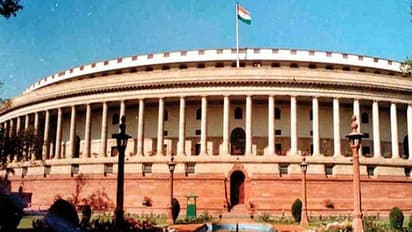 आखिर क्यों और कब सस्पेंड किए जाते हैं सांसद, कैसे होती है पूरी प्रॉसेस, जानें सबकुछ