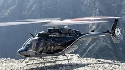 ஹெலிகாப்டர் ரெக்கையில் சிக்கிய சுற்றுலா பயணி… பின்னர் நடந்த கொடூரம்!!