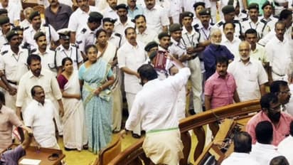 നിയമസഭ കയ്യാങ്കളി കേസ്: കുറ്റപത്രം വായിച്ച് കേൾക്കാൻ മന്ത്രി വി ശിവൻകുട്ടിയും ഇപിയുമടക്കം ഇന്ന് കോടതിയിലെത്തും