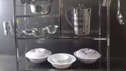 রান্নাঘরে থাকা বাসনের স্ট্যান্ডে মরচে, কি ভাবে সহজেই নতুনের মত ঝকঝকে করবেন জেনে নিন