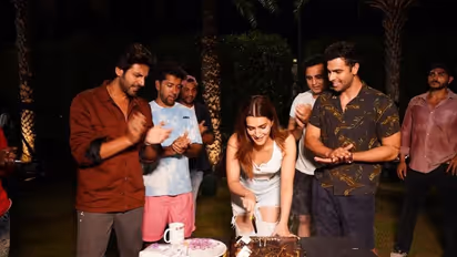 Pictures: Kriti Sanon celebrates her birthday on the sets of Shehzada