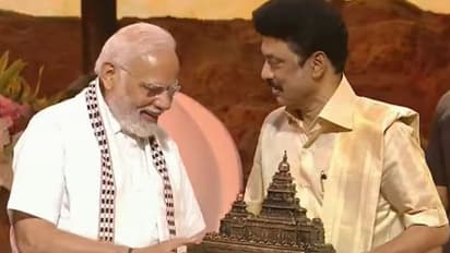 தமிழர்கள் போர் மரபு கொண்டவர்கள்... கீழடியில் தந்தத்தினால் ஆன காய்கள்.. மார்தட்டிய முதல்வர் ஸ்டாலின். 