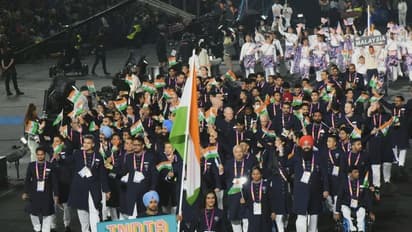 ‌CWG 2022 : കോമണ്‍വെല്‍ത്ത് ഗെയിംസിന് കൊടിയുയർന്നു; ഇം​ഗ്ലീഷ് മണ്ണിൽ ത്രിവർണ പതാകയേന്തി സിന്ധുവും മൻപ്രീതും