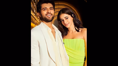 Liger promotions: Fan faints during Vijay Deverakonda, Ananya Panday’s mall activity in Navi Mumbai