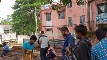 शराब का नशा उतरा तो पिस्तौल लेकर थाने पहुंचा पिता, सरेंडर करने की वजह सुन सारण पुलिस रह गई दंग