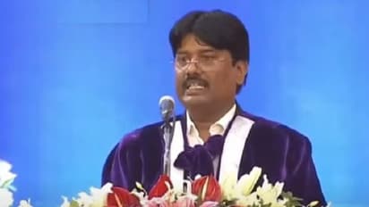 பொறியியல் பாடத்திட்டத்தில் மாற்றம் மேற்கொள்ளப்படும்... அறிவித்தார் அண்ணா பல்கலை. துணைவேந்தர் வேல்ராஜ்!!