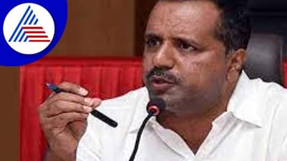 ಮತಾಂಧ ಶಕ್ತಿಗಳಿಗೆ ಹೆದರಿ ಸಿಎಂ ಪರಿಹಾರ ತಾರತಮ್ಯ: ಖಾದರ್