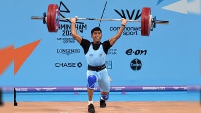 বাবা চা বিক্রেতা, ছেলে কমনওয়েলথ বিজয়ী ওয়েটলিফটার!