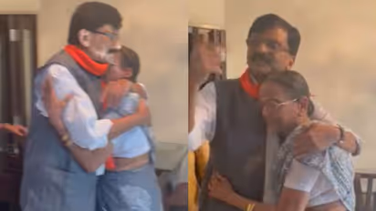 ഇഡി കസ്റ്റഡിയിലെടുക്കും മുമ്പ് അമ്മയെ കെട്ടിപ്പിടിച്ച്, കാൽതൊട്ട് വന്ദിച്ച് സഞ്ജയ് റാവത്ത് -വീഡിയോ