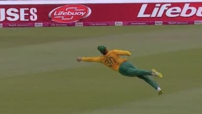 മൊയീന്‍ അലിയെ പറന്നുപിടിച്ച് ട്രിസ്റ്റണ്‍ സ്റ്റബ്‌സ്; അടുത്തകാലത്തെ മികച്ച ക്യാച്ചെന്ന് സോഷ്യല്‍ മീഡിയ- വീഡിയോ