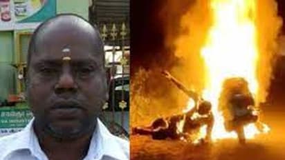 அதிர்ச்சி !! திடீரென்று தீப்பிடித்து எரிந்த இருசக்கர வாகனம்.. நெல் வியாபாரி சம்பவ இடத்திலே உடல் கருகி பலி..