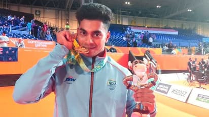 স্টাইল স্টেটমেন্ট থেকে ব্যক্তিগত জীবন, জানুন 'গোল্ডেন বয়' অচিন্ত্যর নানা অজানা তথ্য