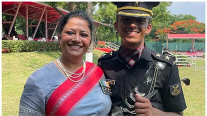 తల్లి బాటలో తనయుడు.. 27 ఏళ్ల తేడాతో ఒకే ట్రైనింగ్ అకాడమీ నుంచి ఇద్దరు ఆర్మీలోకి.. ఫొటోలు వైరల్
