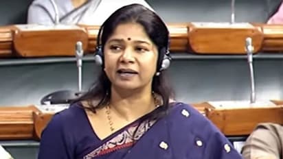 உடன்கட்டை ஏறுவதை பெருமையாக பேசுவது வெட்கப்படவைக்கும் செயல்... பாஜக உறுப்பினருக்கு கனிமொழி எம்.பி. கண்டனம்!!