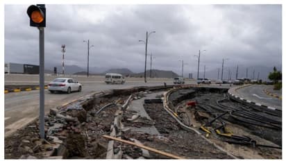 യുഎഇ പ്രളയം; നിര്‍ത്തിവെച്ച ബസ് സര്‍വീസുകള്‍ പുനരാരംഭിച്ച് ഷാര്‍ജ