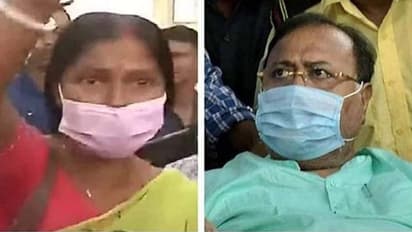WB SSC Scam : పార్థ ఛటర్జీపై చెప్పు విసిరిన మ‌హిళ‌.. తాళ్లతో కట్టి వీధుల్లోకి లాగాలని మీడియాతో వ్యాఖ్యలు 